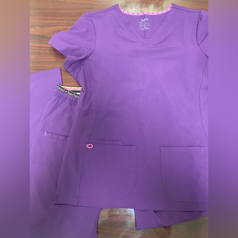 Heart Soul Scrub Set Large Top Medium Pants